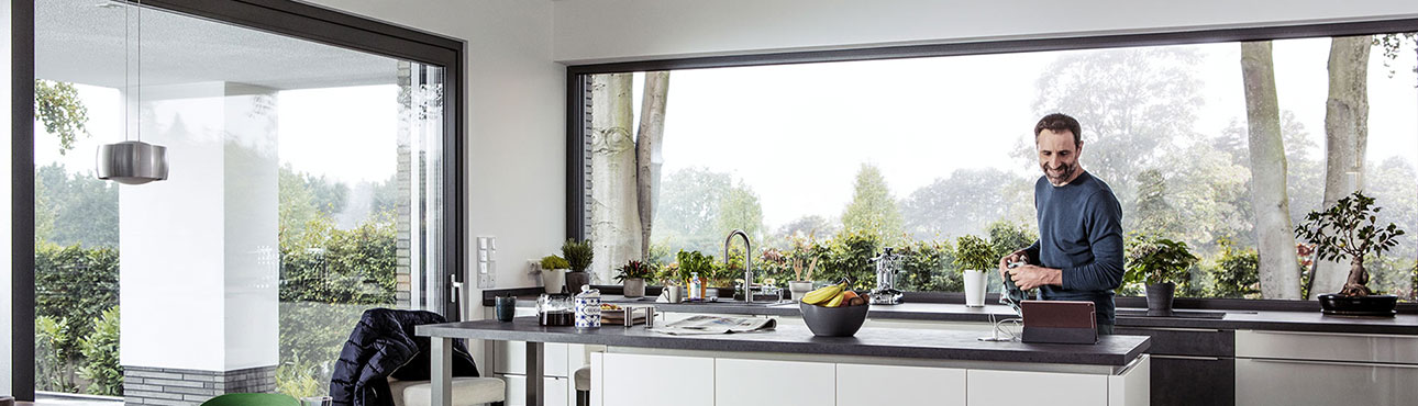 Homepage Fa. SCHULA GmbH: Startbild